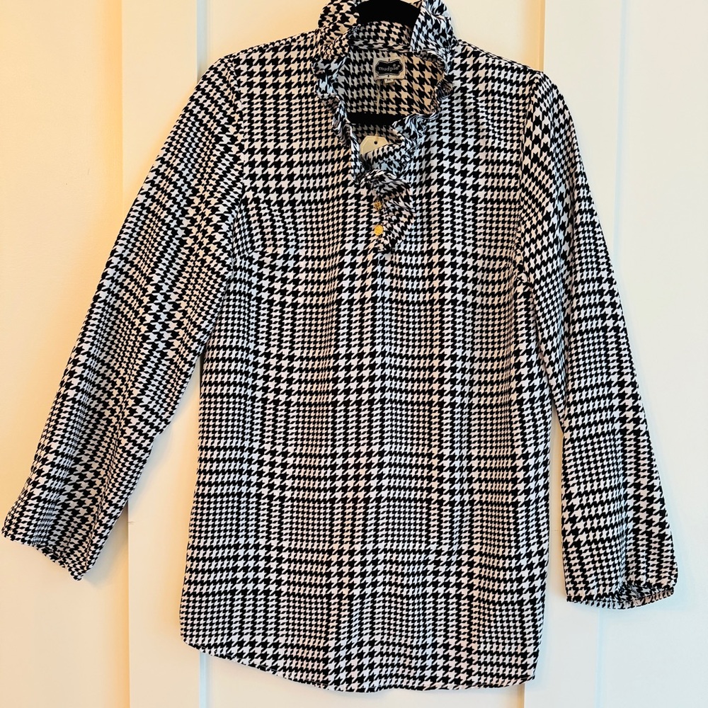 Mud Pie Black and White Houndstooth Blouse
